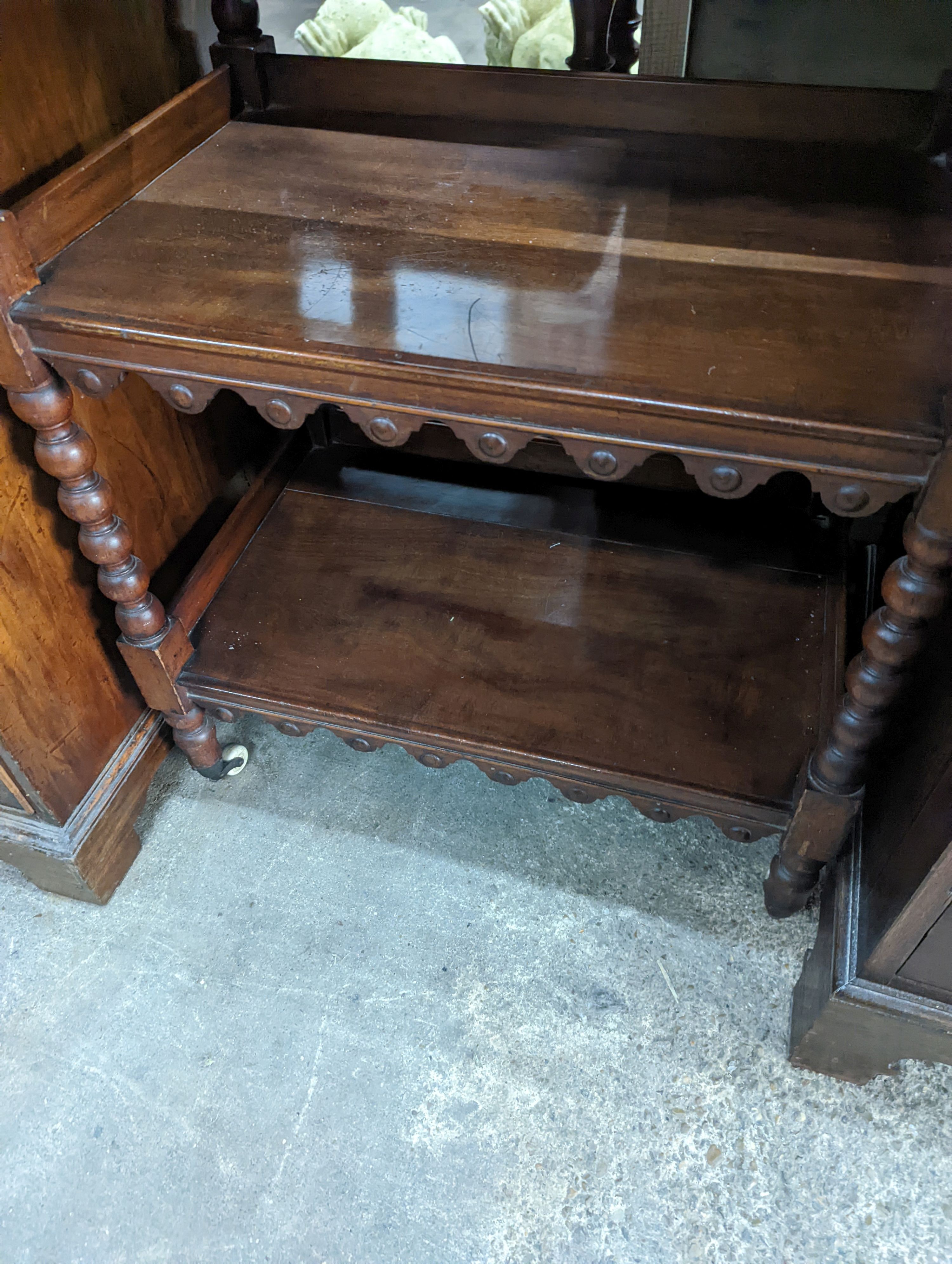 A Victorian mahogany four tier whatnot, width 59cm, depth 39cm, height 122cm